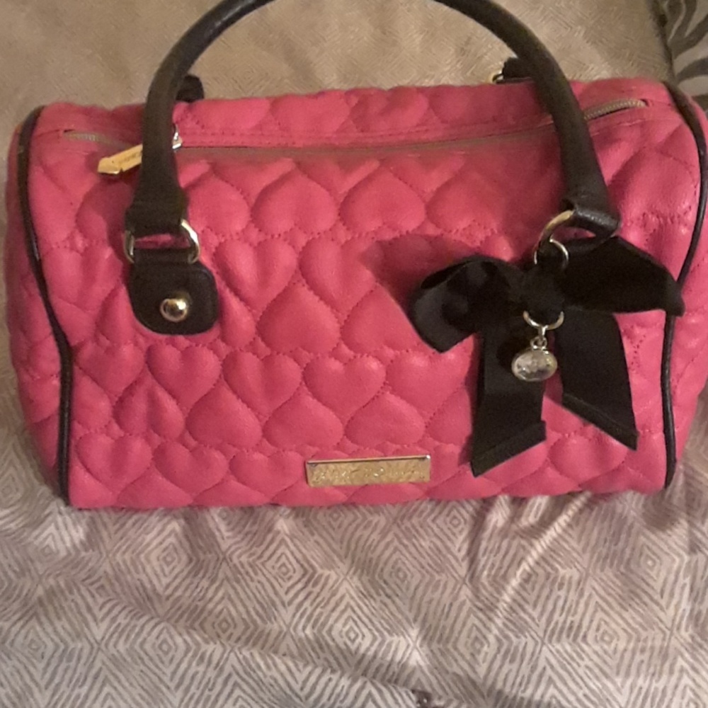 Betsey bag
